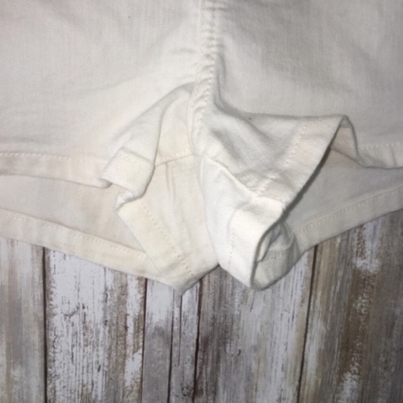 Wild Fable White Highest Rise Shorts - Picture 2 of 5